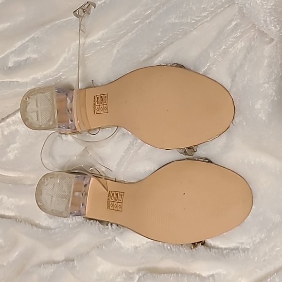 Shoes, Heels, Zapatillas, Zapatos - Picture 4 of 7